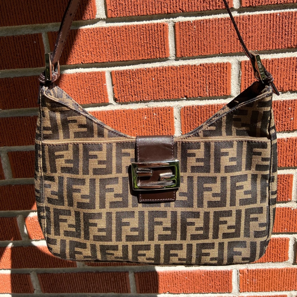 Fendi Zucca Baguette - Picture 13 of 14